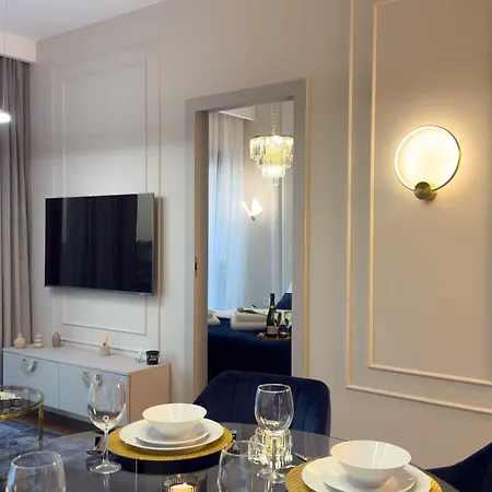 Urban Global Skyline - 25th Floor No 05 - Air Condition - Free Garage Appartamento *