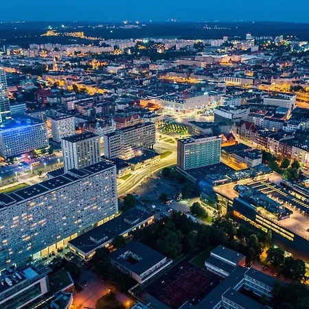 Urban Global Skyline, 25th Floor No 05, Free Garage, Self Check-in, No Deposit