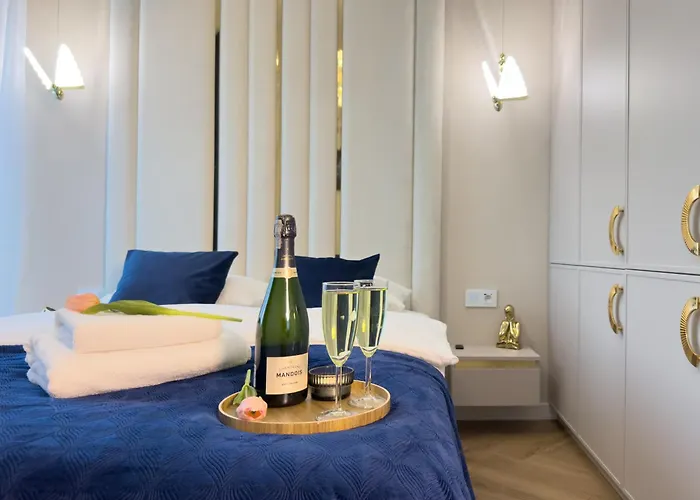 Apartament Urban Global Skyline, 25th Floor No 05, Free Garage, Self Check-in, No Deposit *